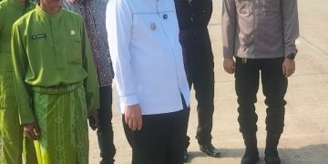 Bupati Muaro Jambi,Dr.Bambang Bayu Suseno, SP MM MSI Turun Langsung ke Lapangan Guna Meninjau Penyelesaian Proyek Jalan Beton di Ruas Strategis Pelabuhan Talang Duku Hingga Simpang Tiga Desa Kemingking Dalam
