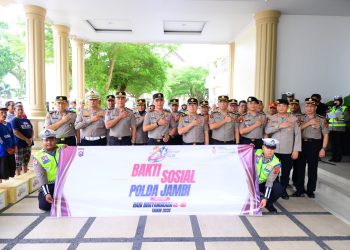 Polda Jambi Salurkan 1.000 Paket Sembako dan Lepas Bantuan Sosial Sambut Hari Bhayangkara ke-80