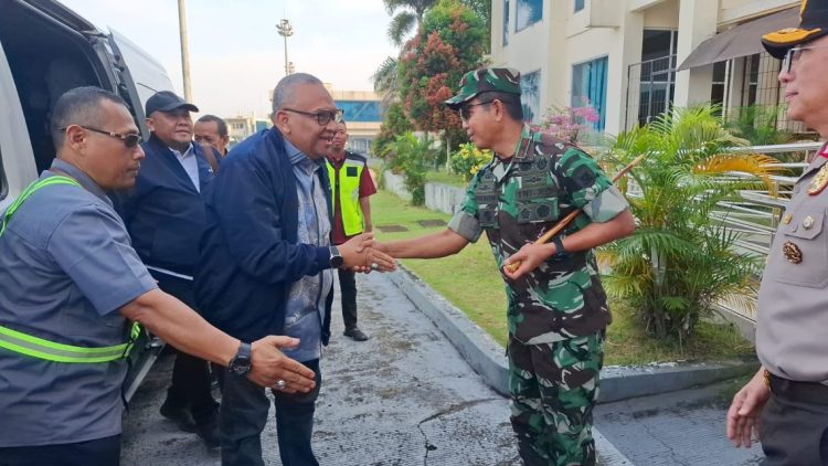 Danrem 042/Garuda Putih Sambut Wamenaker RI di Jambi, Perkuat Sinergi Pusat dan Daerah di Bidang Ketenagakerjaan