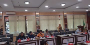 Rapat Dengar Pendapat Soal Sampah Memanas LSM GERAM Jambi Soroti Penutupan Tempat Sampah Dengan IURAN Warga