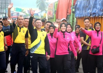 Semarak HUT Bhayangkara ke-80, Polres Batanghari Gelar Olahraga Bersama dan Jalan Santai Bersama Masyarakat