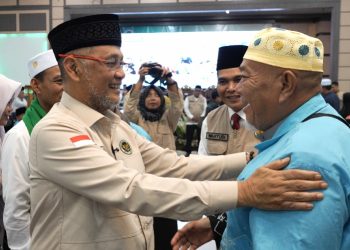 Menhaj Sambut Kepulangan 444 Jemaah Haji Jambi, Tegaskan Komitmen Peningkatan Layanan