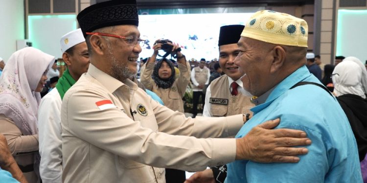 Menhaj Sambut Kepulangan 444 Jemaah Haji Jambi, Tegaskan Komitmen Peningkatan Layanan