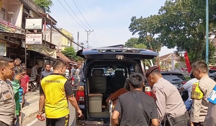 Warga Depan Polda Jambi Heboh, Pria Lansia Ditemukan Meninggal di Depan Toko