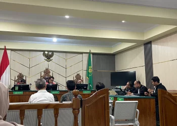 Hakim Tolak Eksepsi Tiga Terdakwa Korupsi PDAM Tirta Mayang, Sidang Berlanjut ke Tahap Pembuktian