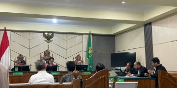 Hakim Tolak Eksepsi Tiga Terdakwa Korupsi PDAM Tirta Mayang, Sidang Berlanjut ke Tahap Pembuktian