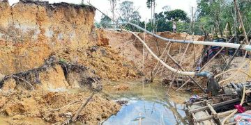 Warga Talang Bakung Tewas Terlindas Truk yang Dibawa Pelajar di Desa Tangkit