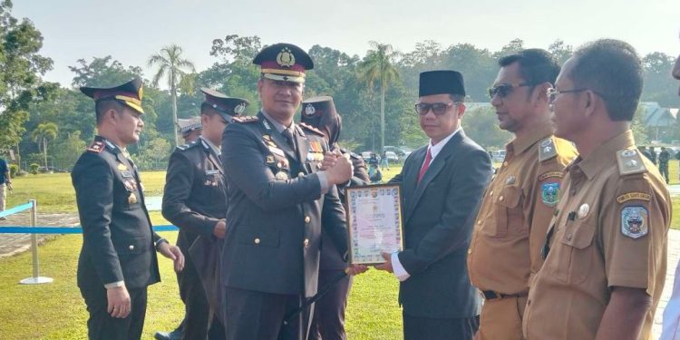 Kapolres Sarolangun Pimpin Upacara Hari Bhayangkara ke-80, Tegaskan Komitmen Polri Profesional dan Humanis