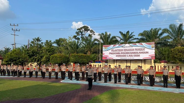 Kapolres Sarolangun Pimpin Upacara Kenaikan Pangkat 42 Personel Periode 1 Juli 2026