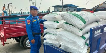Polsek Kawasan Pelabuhan Marina Amankan Ibadah Minggu di Gereja Santo Paulus Kuala Tungkal, Ibadah Berlangsung Aman dan Khidmat