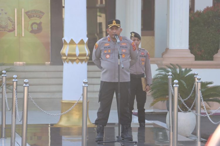 Kapolres Tanjab Barat Tekankan Disiplin, Integritas, dan Profesionalisme Personel Saat Apel Pagi