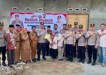 Polres Sarolangun Resmikan Program Bedah Rumah untuk Warga Kurang Mampu dalam Rangka Hari Bhayangkara ke-80