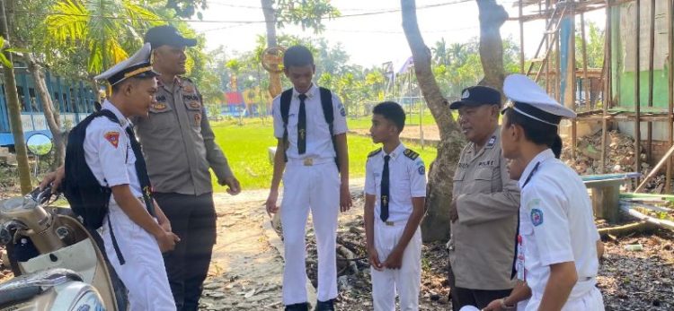 Polsek KSKP Berikan Edukasi kepada Pelajar untuk Cegah Geng Motor dan Balap Liar di Tanjab Barat