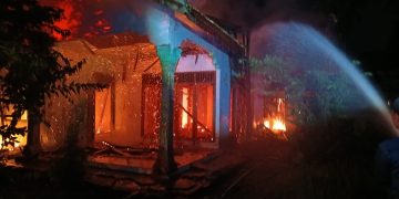 Satu Unit Rumah di Pematang Gajah Muaro Jambi Ludes Terbakar