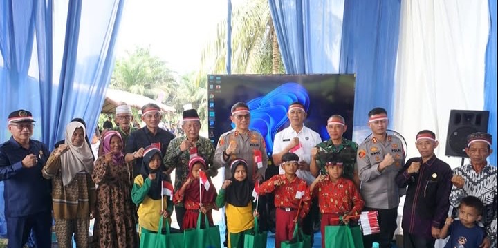 Ketua DPRD Muaro jambi Aidi Hatta S.Ag menghadiri acara peresmian Jembatan Merah Putih Presisi