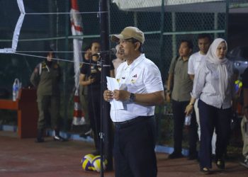 Bupati Anwar Sadat Buka Turnamen Voli Antar-Klub Tanjab Barat 2026, Siapkan Atlet Menuju Kejurprov 2027