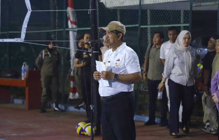 Bupati Anwar Sadat Buka Turnamen Voli Antar-Klub Tanjab Barat 2026, Siapkan Atlet Menuju Kejurprov 2027