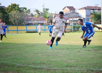 Bupati Tanjab Barat Buka Turnamen Bola Antar OPD Cup 2026