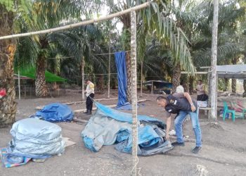 Kapolsek Muara Sabak Timur Pimpin Langsung Pembongkaran Arena Sabung Ayam, Tegaskan Perang Terhadap Praktik Perjudian