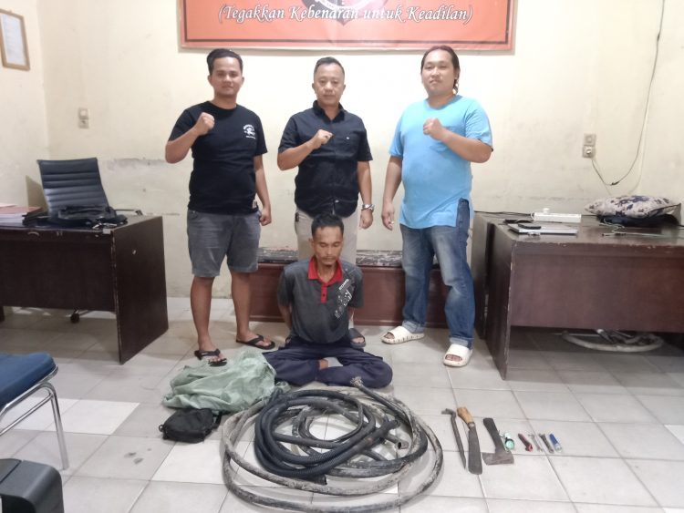 Semarak HUT RI ke-81, Bhabinkamtibmas Polsek Merlung Hadiri Senam dan Lomba PKK Bersama Warga
