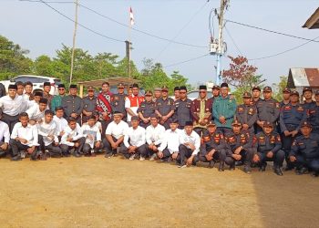 Semarak HUT RI ke-81, Bhabinkamtibmas Polsek Merlung Hadiri Senam dan Lomba PKK Bersama Warga