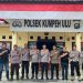 Wakapolres Muaro Jambi Kompol Aroni Chandra, S.H., M.H. Menghadiri Kegiatan Olahraga Bersama yang Dirangkaikan dengan Peresmian Lapangan Bulutangkis