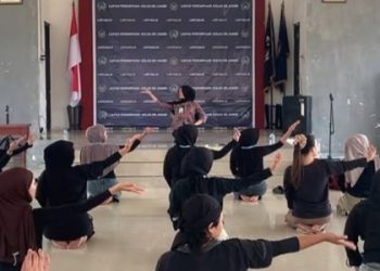 Kembangkan Bakat dan Kreativitas, Warga Binaan Lapas Perempuan Jambi Ikuti Pembinaan Kesenian Tari
