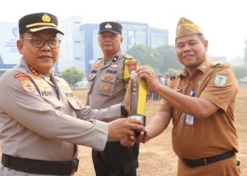 Dirbinmas Polda Jambi Serahkan Penghargaan Lomba Tiga Pilar Kamtibmas