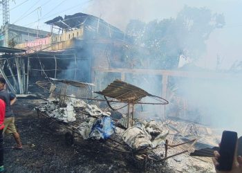 Toko Ruko Furniture Perabotan Kayu, Ditengah Kota Bangko Ludes Dilalap Si jago Merah.