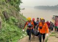 Tim SAR Temukan Pria yang Tenggelam di Sungai Batanghari Saat Mencari Batu Kerikil