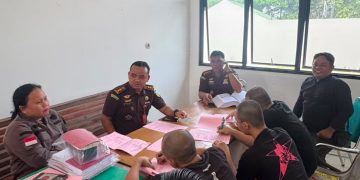 Kejati Jambi Terima Tahap II Perkara ITE dan Pelindungan Data Pribadi Bank 9 Jambi, Tiga Tersangka Diserahkan kepada Penuntut Umum