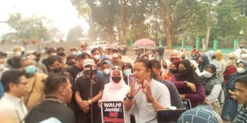 Gerakan Perlawanan Sipil Gelar Aksi Demo di Kantor DPRD Provinsi Jambi, Ini 4 Aspirasi Utama
