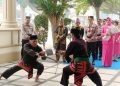 Tradisi Pedang Pora dan Adat Melayu Jambi Sambut Kapolda Jambi Irjen Pol. Widodo di Mapolda