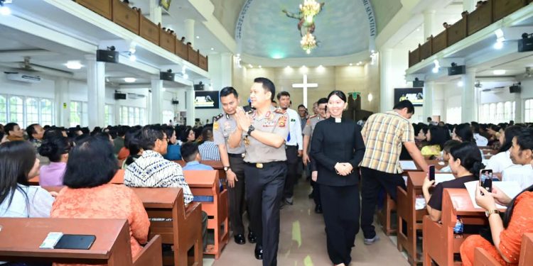 Kapolda Jambi Kunjungi Jemaat HKBP Kotabaru, Ajak Masyarakat Rawat Toleransi dan Jaga Kamtibmas