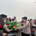 Sigap Bantu Warga Sakit di Pelabuhan, Sat Samapta Polres Tanjab Barat Hadir Membawa Harapan