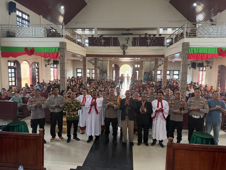 Kapolres Tebo Perkuat Toleransi Lewat Minggu Kasih, Ajak Jemaat Bersama Cegah Karhutla