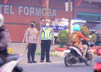 Kapolda Jambi dan Wakapolda Turun Langsung Atur Lalu Lintas, Wujud Nyata Polisi Bersama Masyarakat