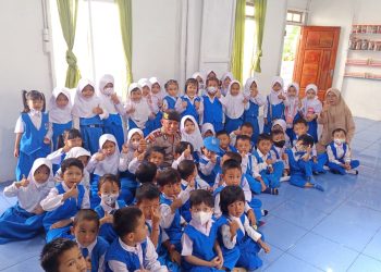 Polsek Pengabuan Tanamkan Disiplin dan Sikap Saling Menghormati kepada Anak Usia Dini